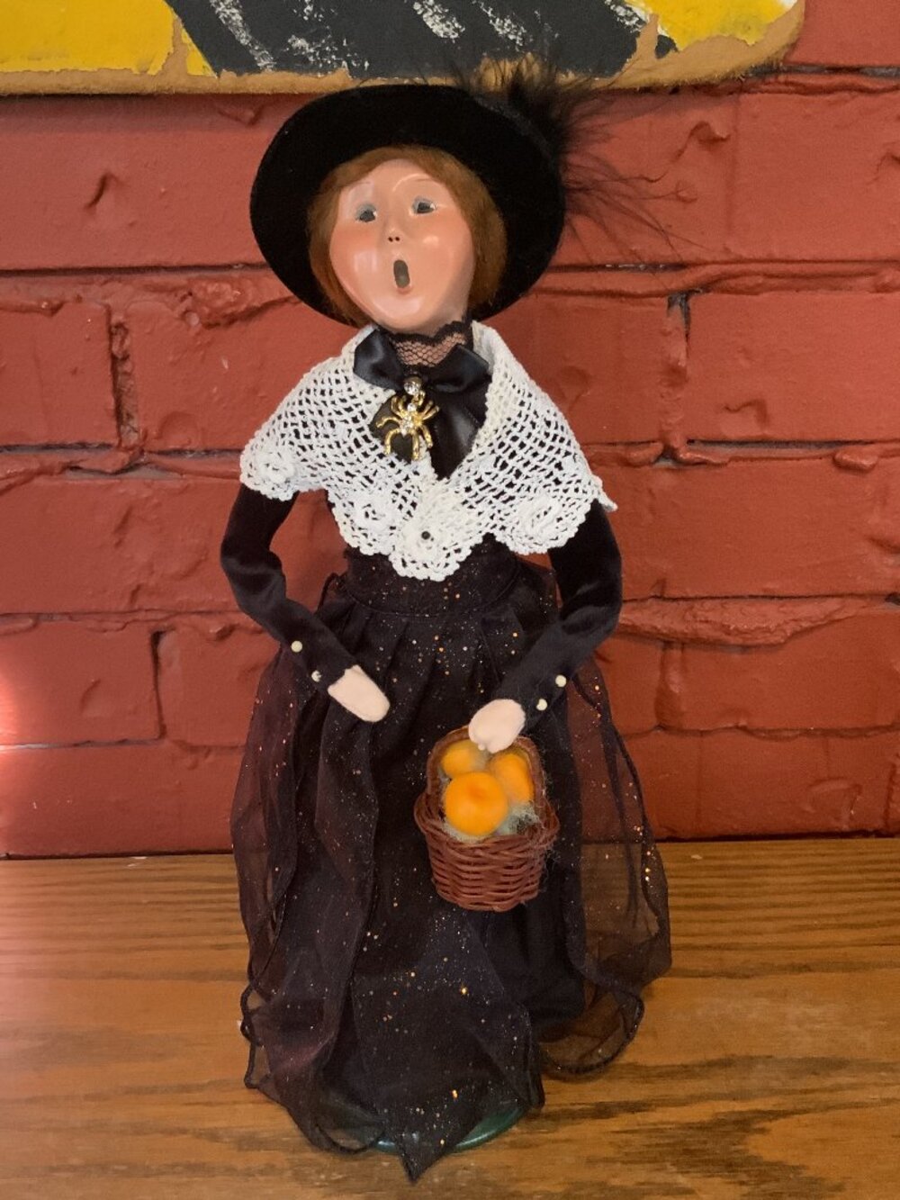 Vintage Byers' Choice Carolers Halloween Witch